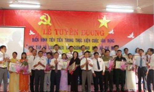 Bình Phước: Huyện Bù Đăng tuyên dương 21 tập thể và 28 cá nhân điển hình tiên tiến